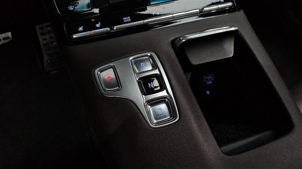 HYUNDAI Grandeur - Vista 8