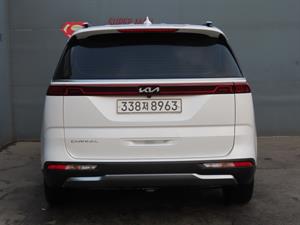 KIA Carnival - Vista 8