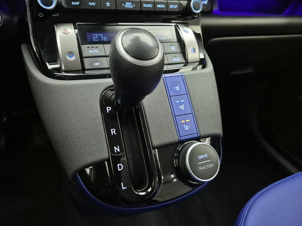 HYUNDAI Casper - Vista 8