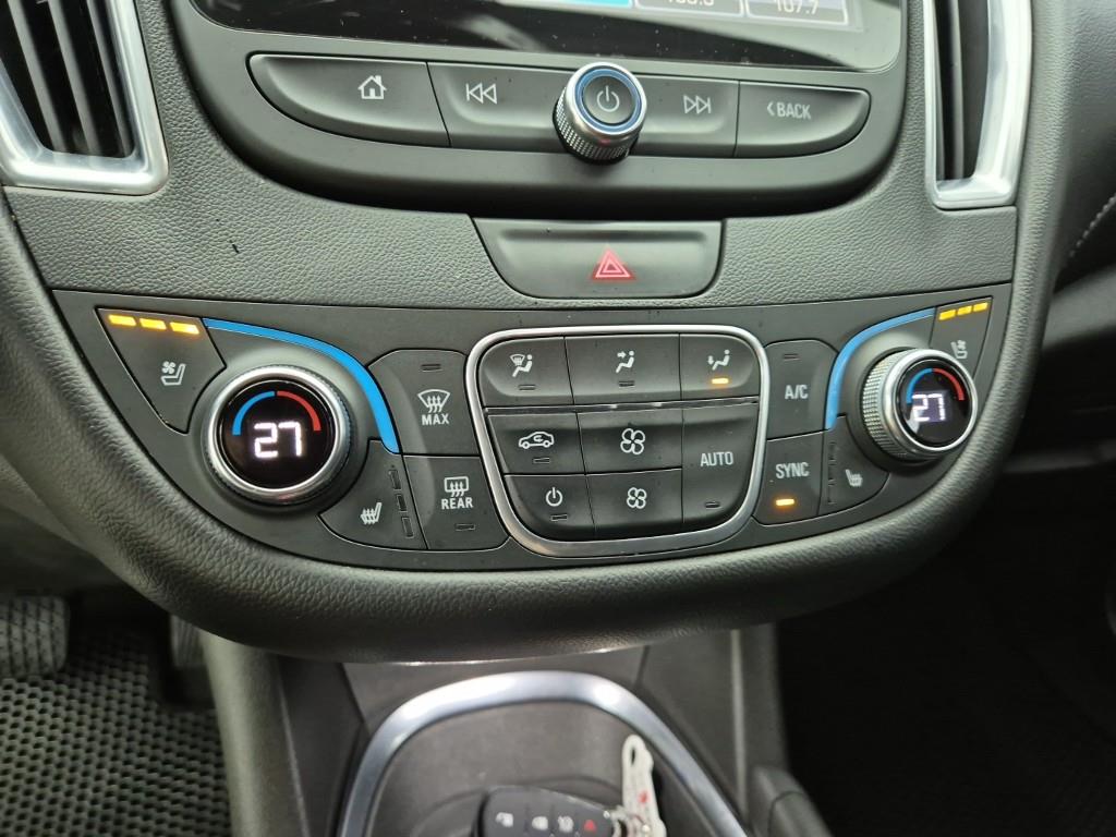 Chevrolet Malibu - Vista 10