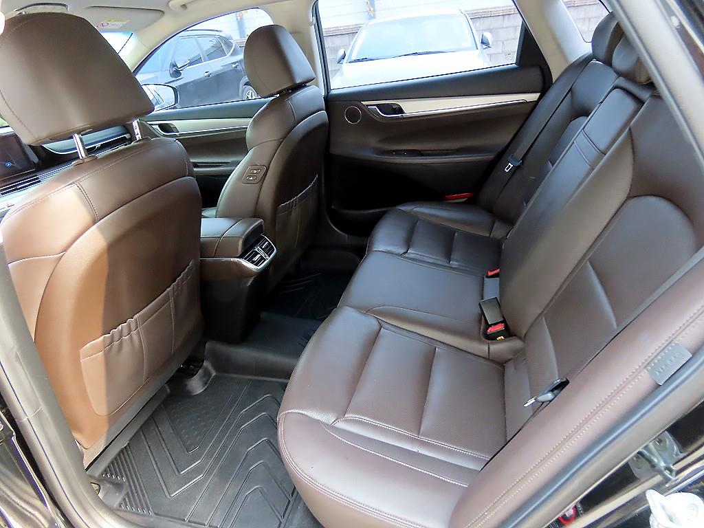 HYUNDAI Grandeur - Vista 6