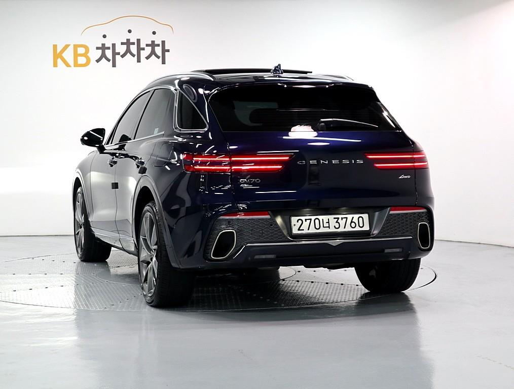Genesis GV70 - Vista 4