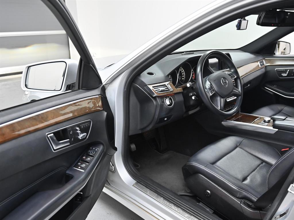 Mercedes Benz E class 2014 Plateado - Importación desde Corea - HF Imports Iquique - Foto 11