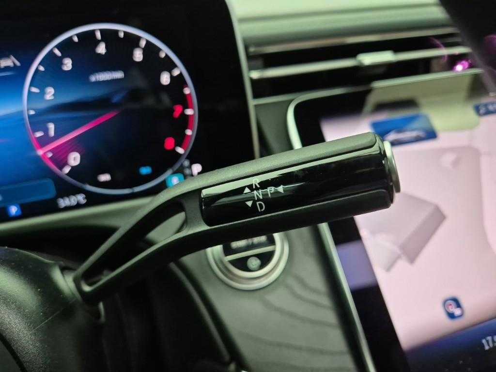 Mercedes Benz E class - Vista 8