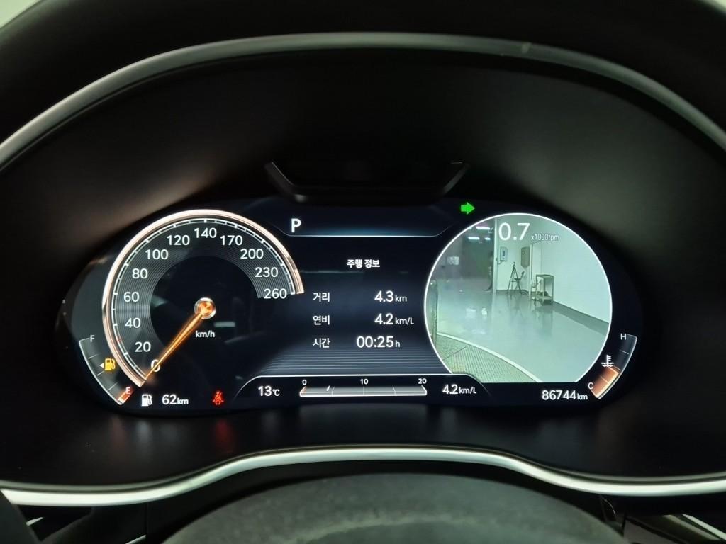 Genesis G80 - Vista 6