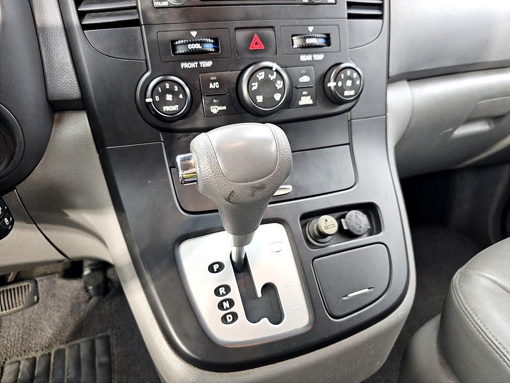 KIA Carnival 2012 Plateado - Importación desde Corea - HF Imports Iquique - Foto 16