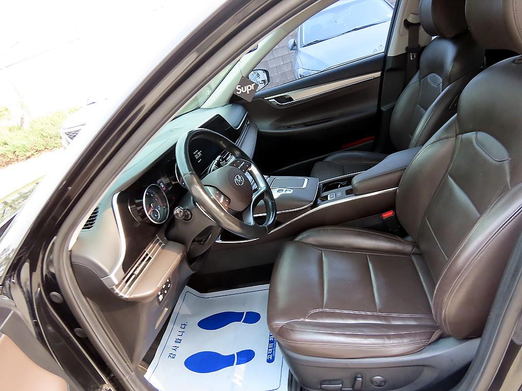 HYUNDAI Grandeur - Vista 5