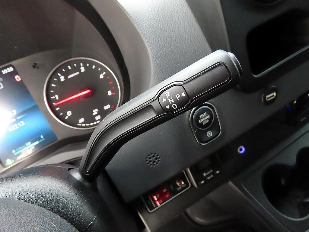 Mercedes Benz Sprinter - Vista 12