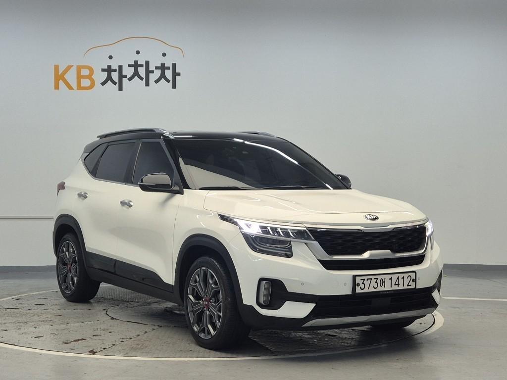 KIA Seltos - Vista 4