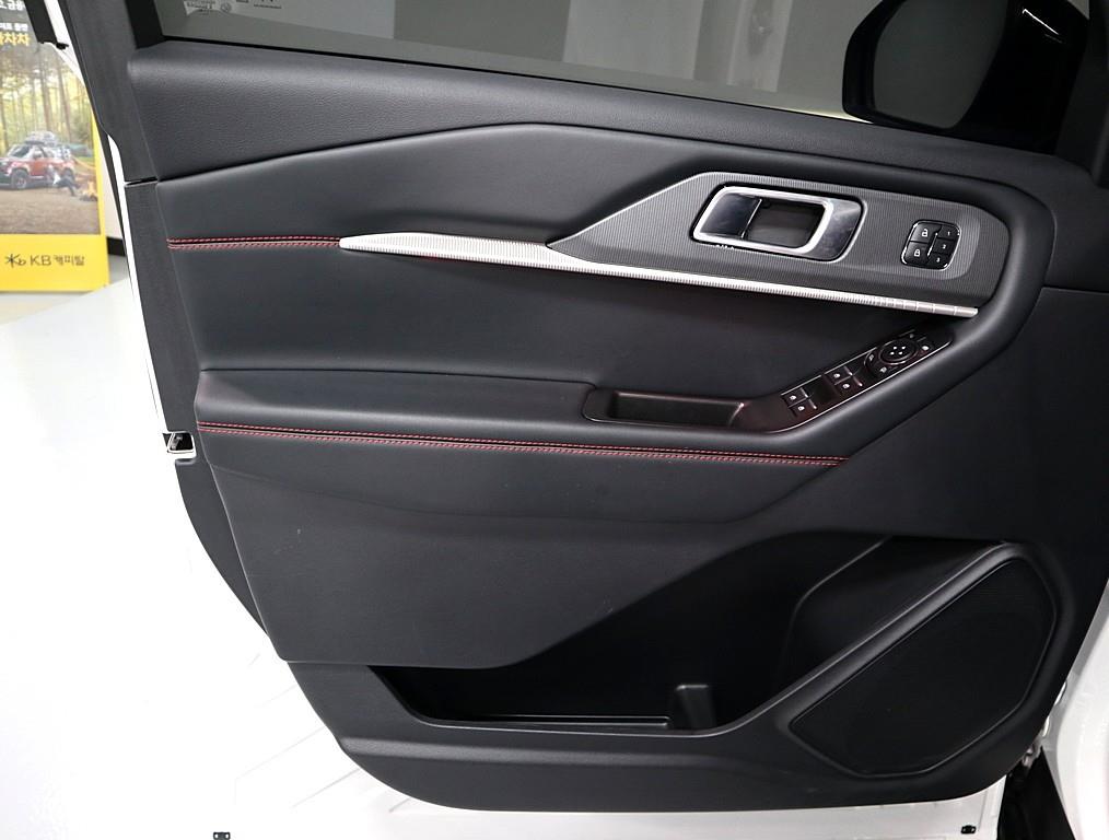 Ford Explorer - Vista 8