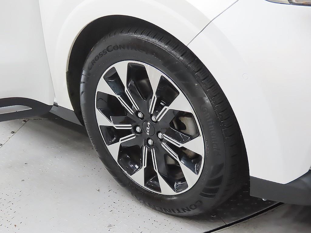 KIA Carnival - Vista 9