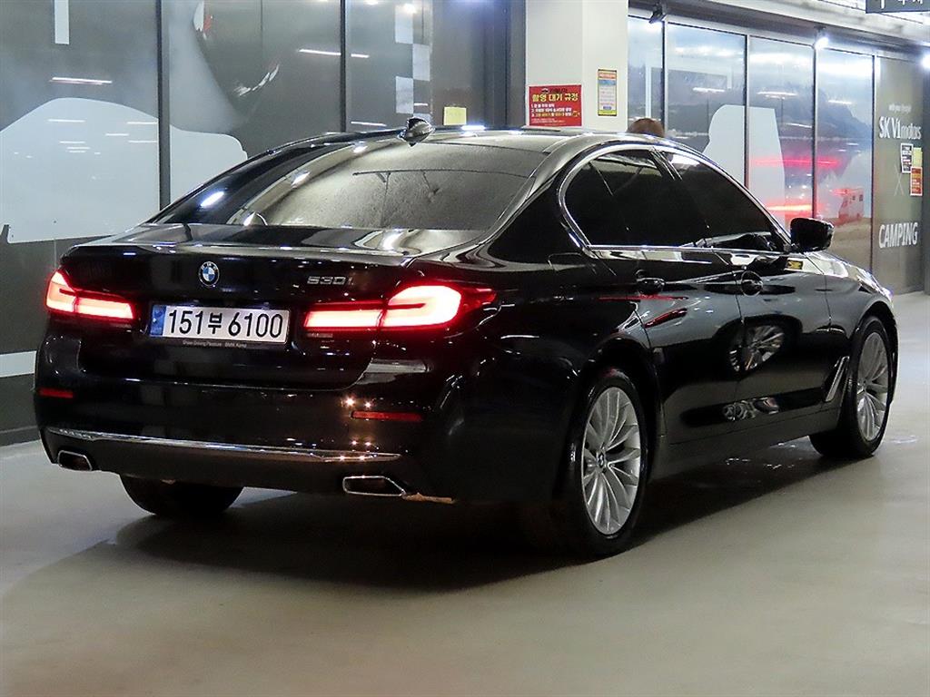 BMW 5 Series - Vista 4