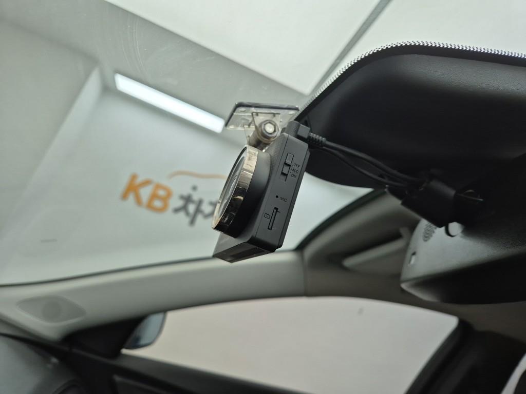 Chevrolet Malibu 2018 Blanco - Importación desde Corea - HF Imports Iquique - Foto 17