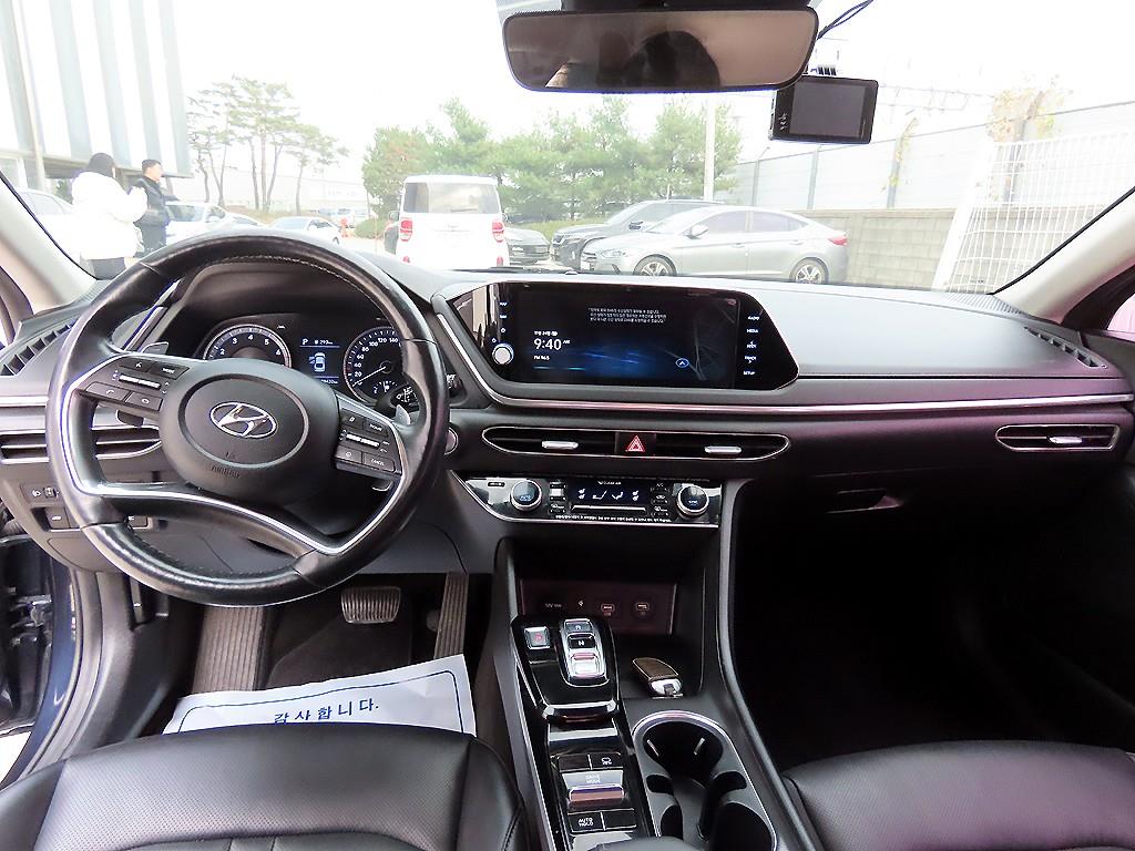 HYUNDAI Sonata - Vista 7