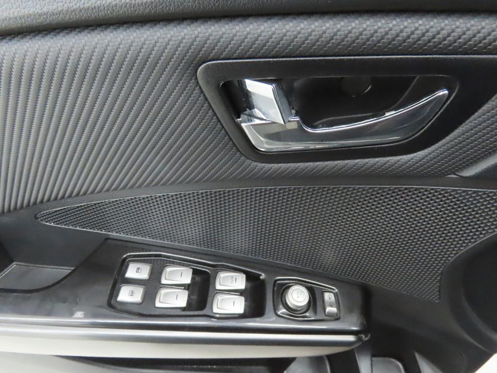 Ssangyong Tivoli - Vista 9