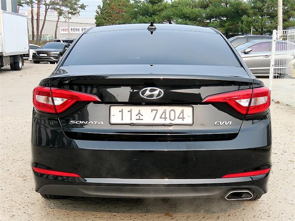 HYUNDAI Sonata - Vista 4