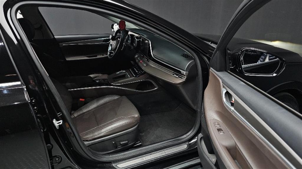 HYUNDAI Grandeur - Vista 9