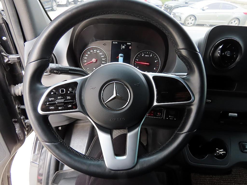 Mercedes Benz Sprinter - Vista 10