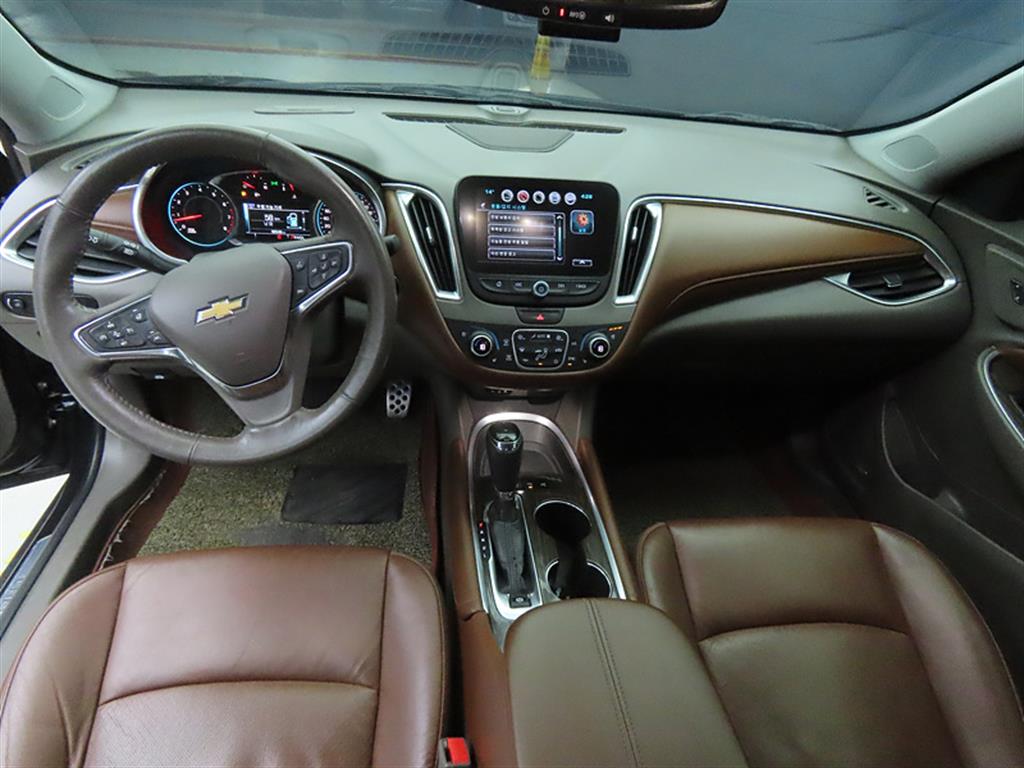 Chevrolet Malibu - Vista 7