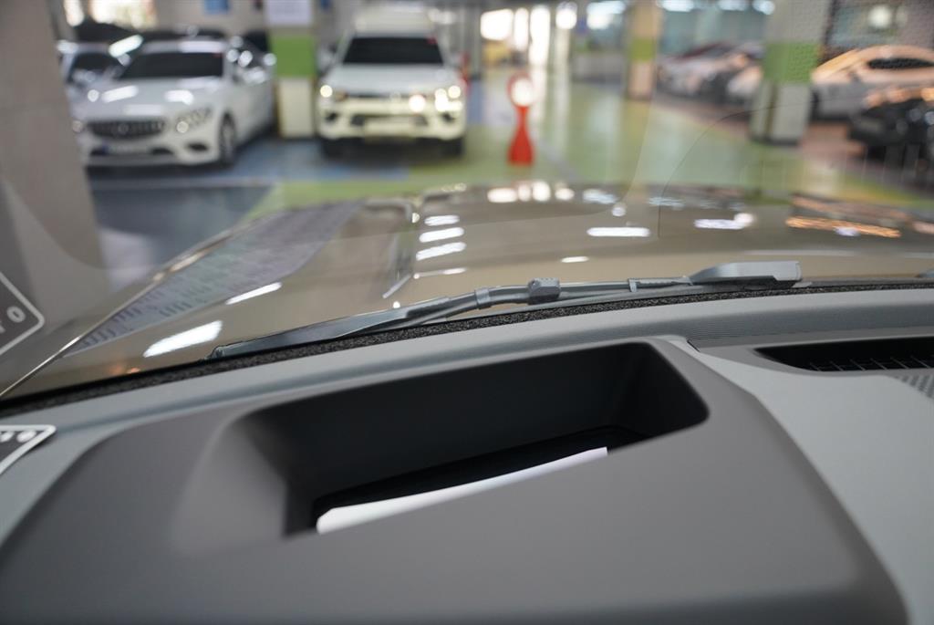 Land Rover Defender 2023 Café - Importación desde Corea - HF Imports Iquique - Foto 17