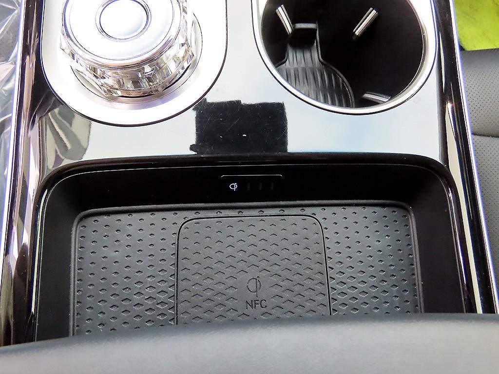 Genesis GV70 2025 Gris - Importación desde Corea - HF Imports Iquique - Foto 15