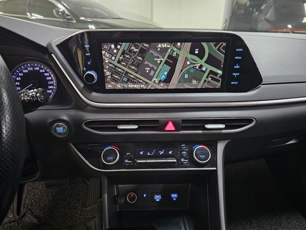 HYUNDAI Sonata - Vista 11