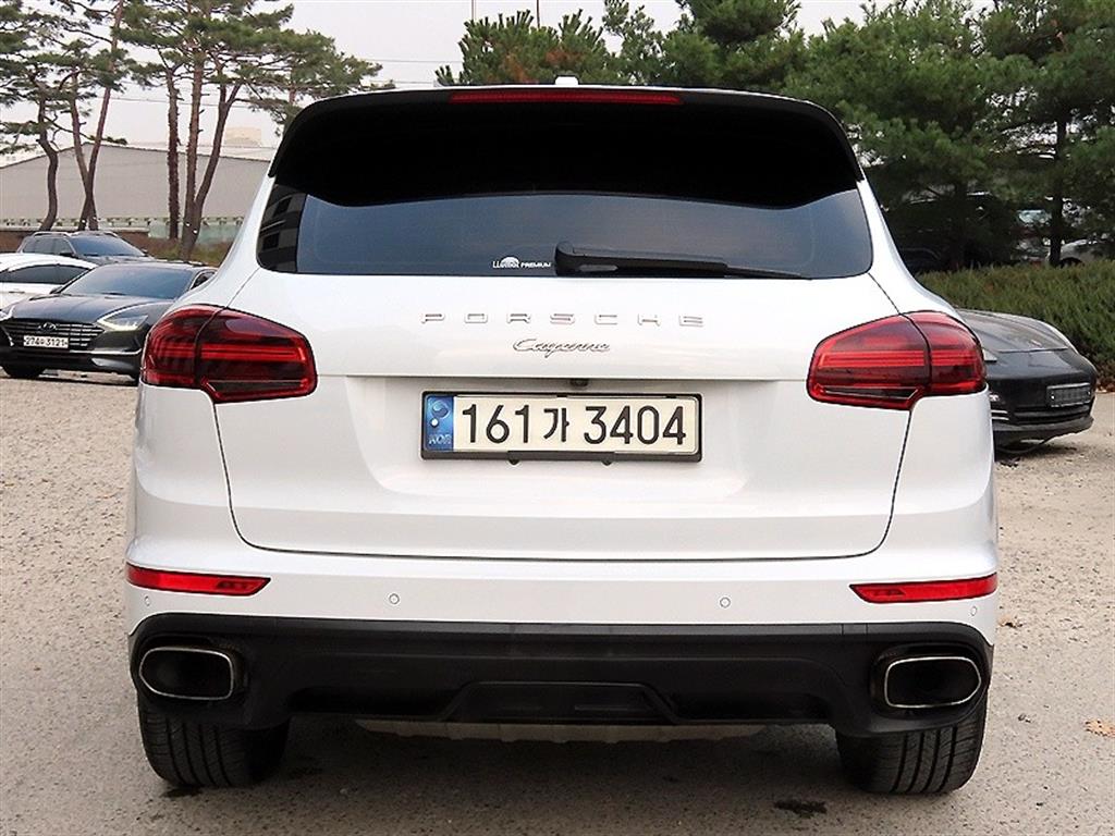 Porsche Cayenne - Vista 4