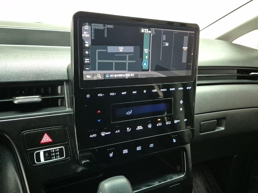 HYUNDAI Staria 2023 Plateado - Importación desde Corea - HF Imports Iquique - Foto 13