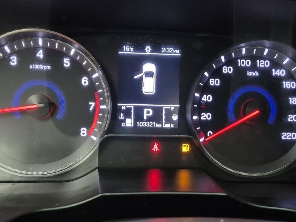 Ssangyong Tivoli - Vista 6