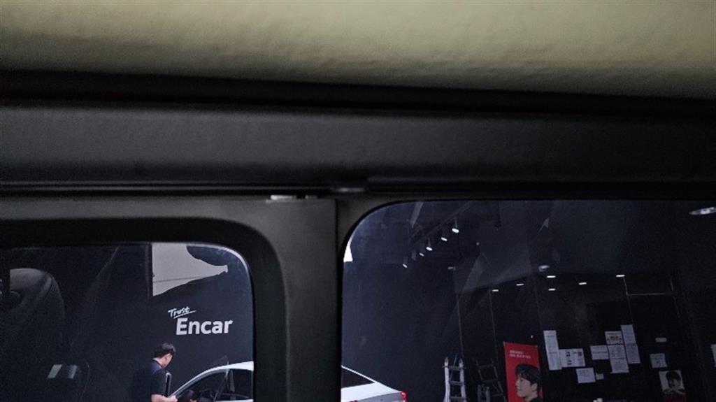 HYUNDAI Staria 2021 Negro - Importación desde Corea - HF Imports Iquique - Foto 18