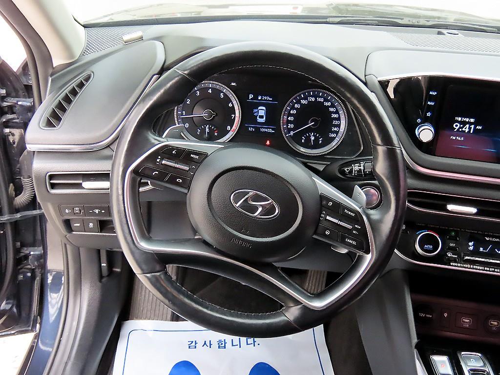 HYUNDAI Sonata - Vista 8