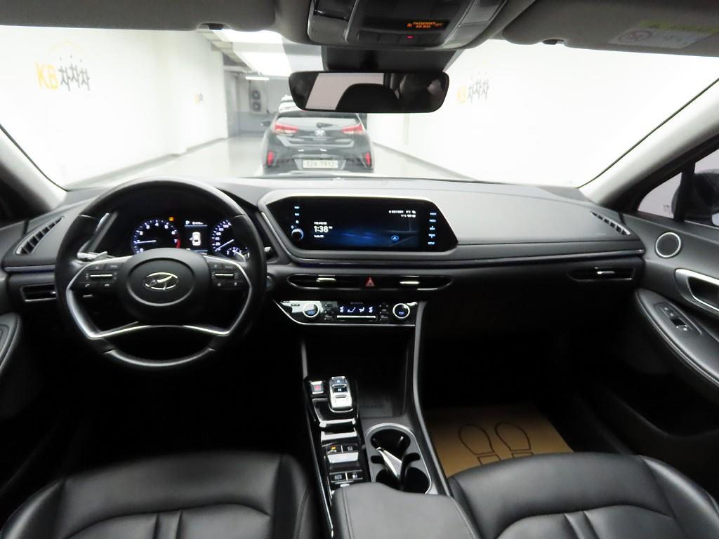 HYUNDAI Sonata - Vista 7