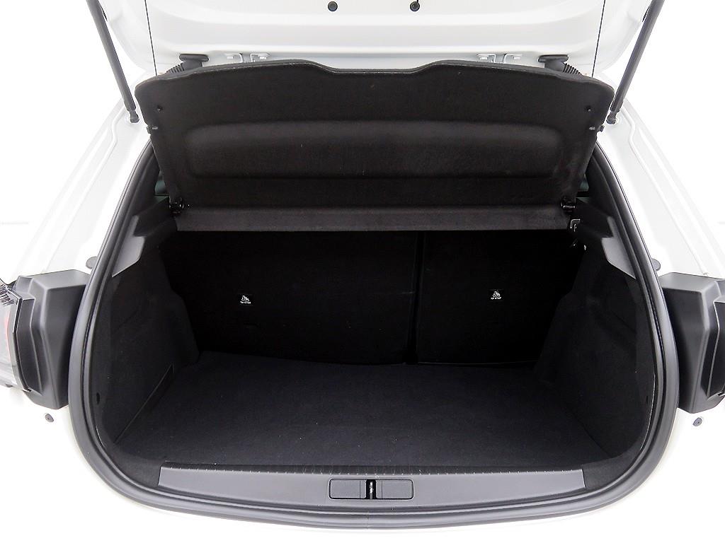 Peugeot 208 - Vista 5