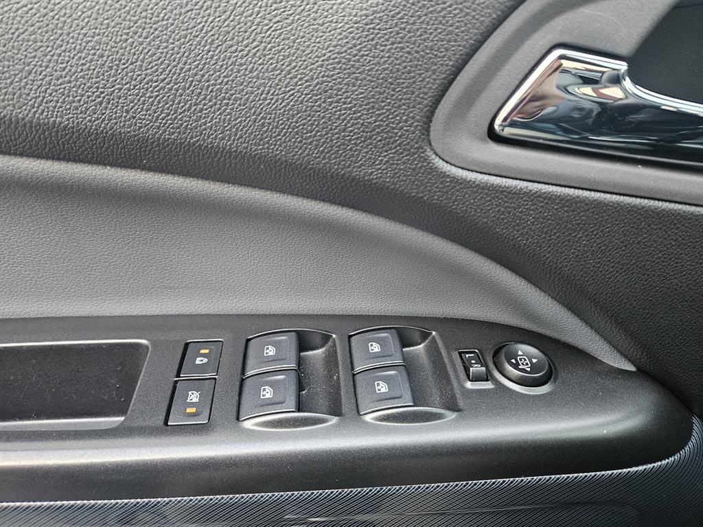 Chevrolet ?Colorado 2022 Negro - Importación desde Corea - HF Imports Iquique - Foto 16