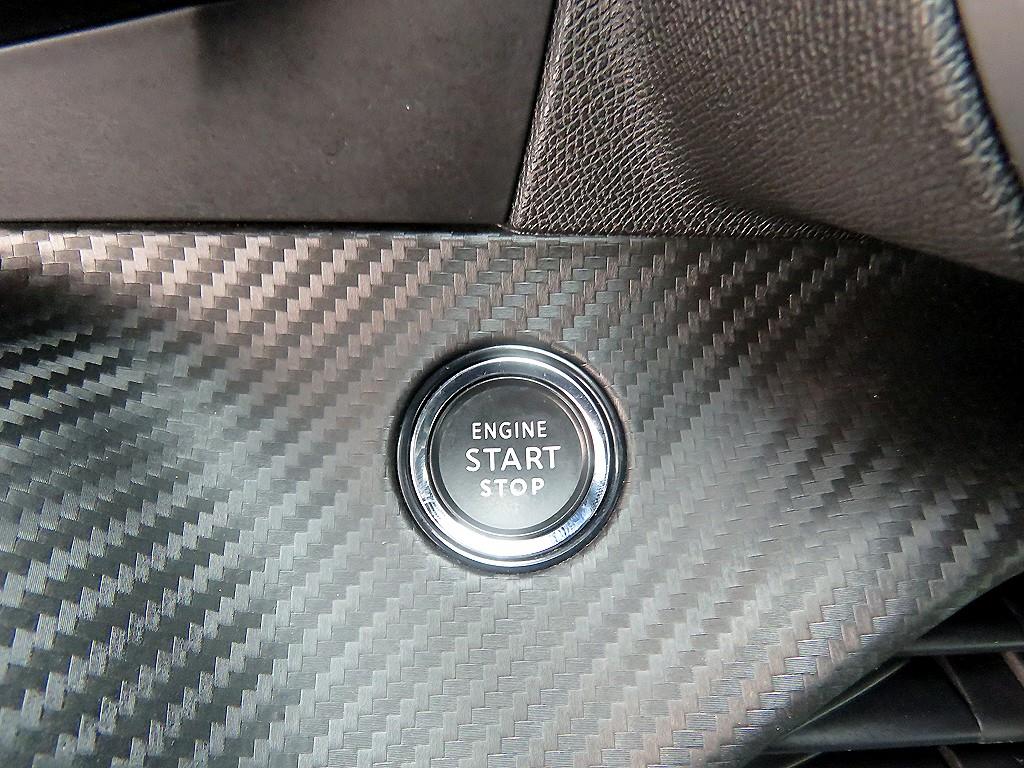 Peugeot 208 2022 Blanco - Importación desde Corea - HF Imports Iquique - Foto 18