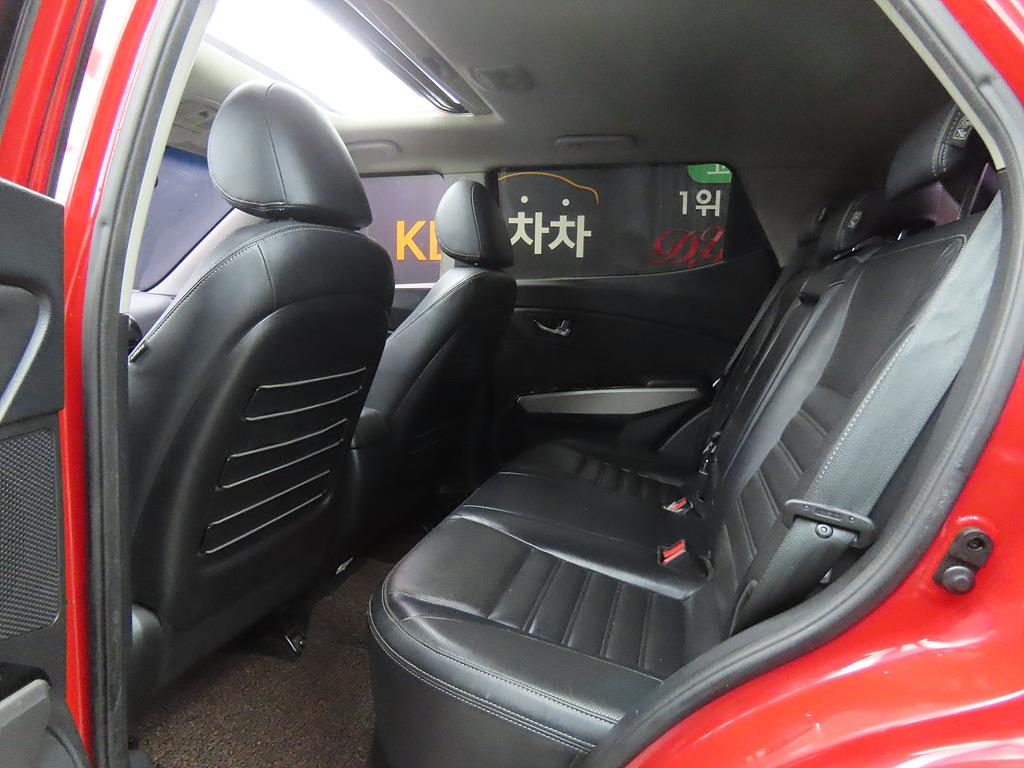 Ssangyong Tivoli - Vista 6