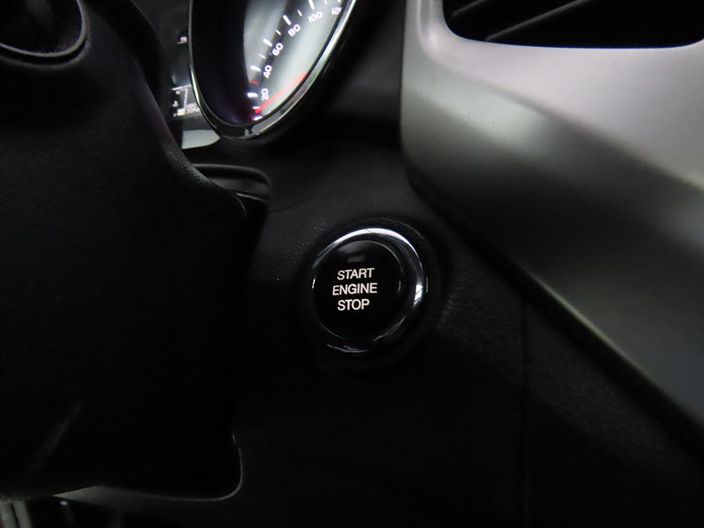 Ssangyong Tivoli 2016 Rojo - Importación desde Corea - HF Imports Iquique - Foto 15