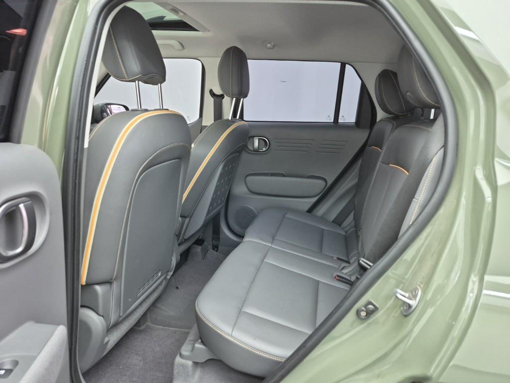 HYUNDAI Casper - Vista 12