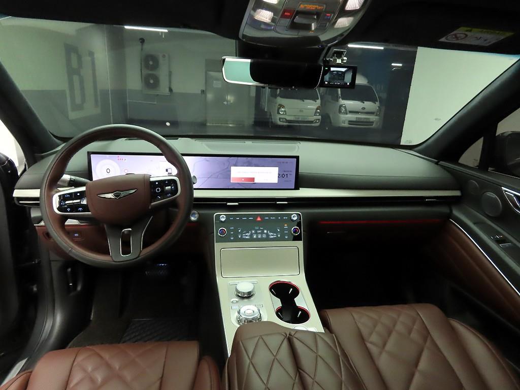 Genesis GV80 - Vista 6