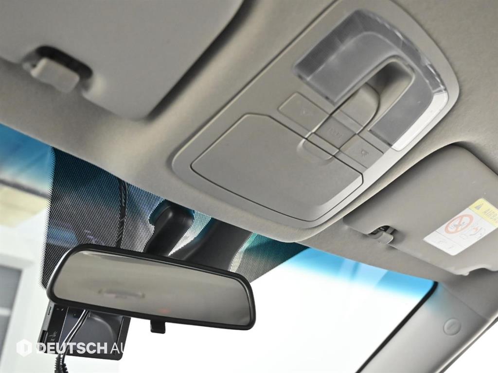 Ssangyong Tivoli - Vista 8