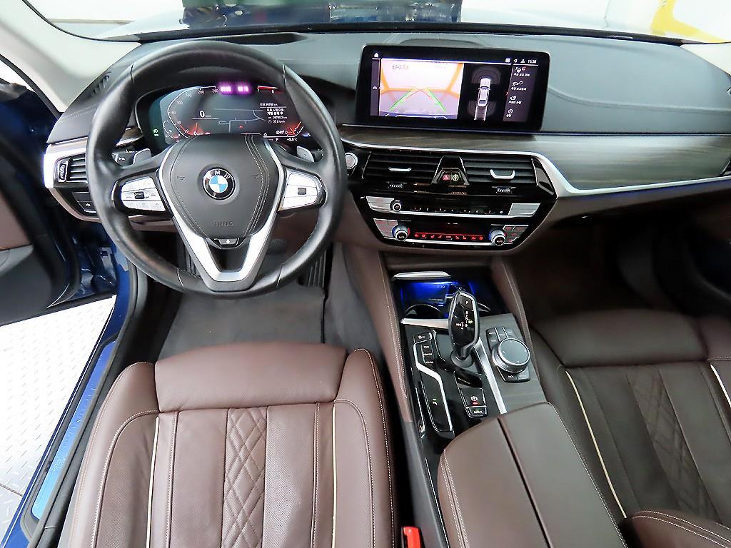 BMW 5 Series - Vista 7