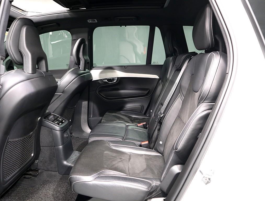 Volvo XC90 - Vista 10