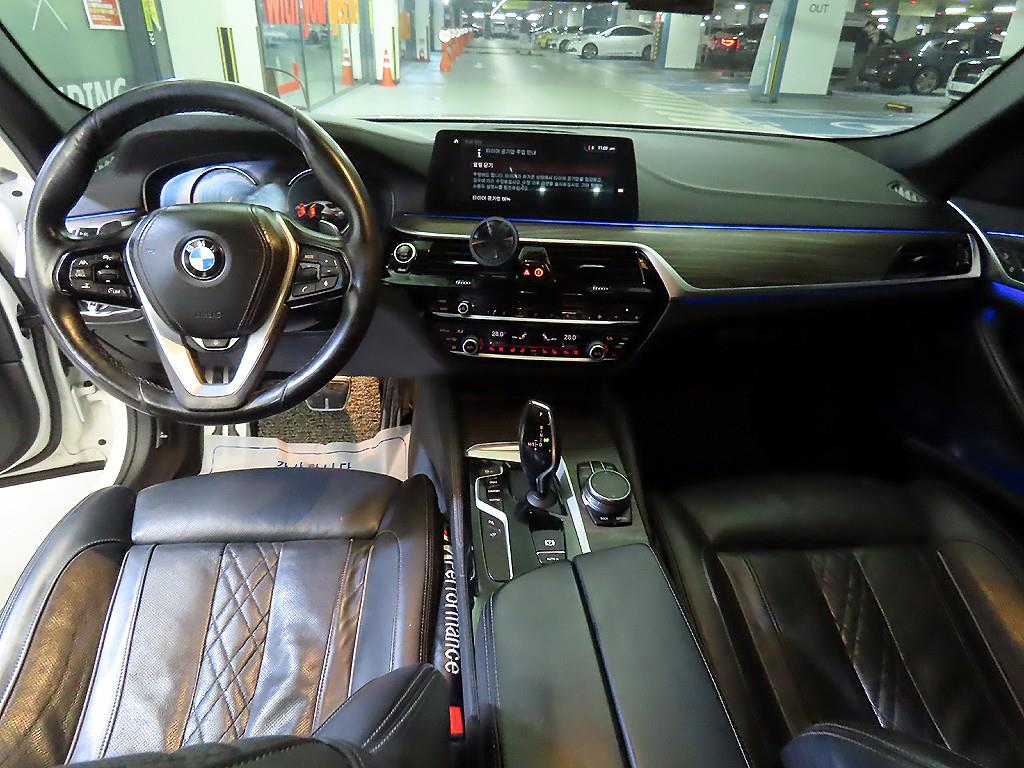 BMW 5 Series - Vista 10