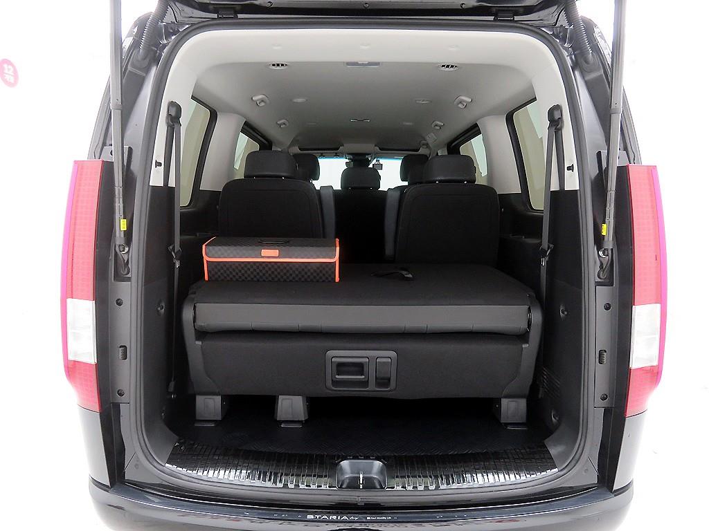 HYUNDAI Staria - Vista 5