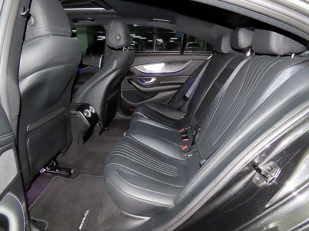 Mercedes Benz CLS Class - Vista 7