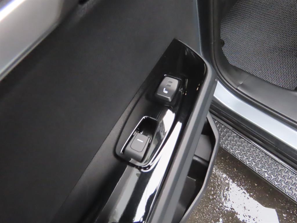 Ssangyong Torres - Vista 11