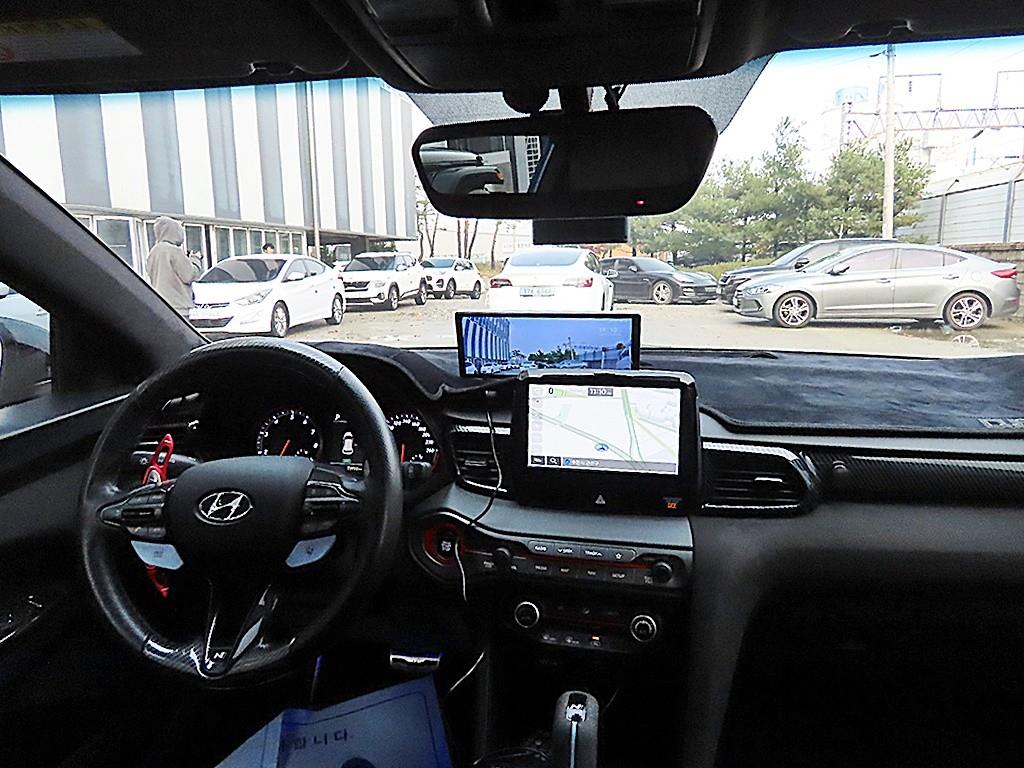 HYUNDAI Veloster - Vista 7