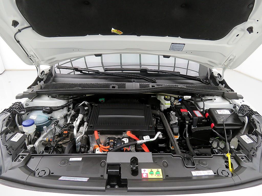 Peugeot 208 2022 Blanco - Importación desde Corea - HF Imports Iquique - Foto 19