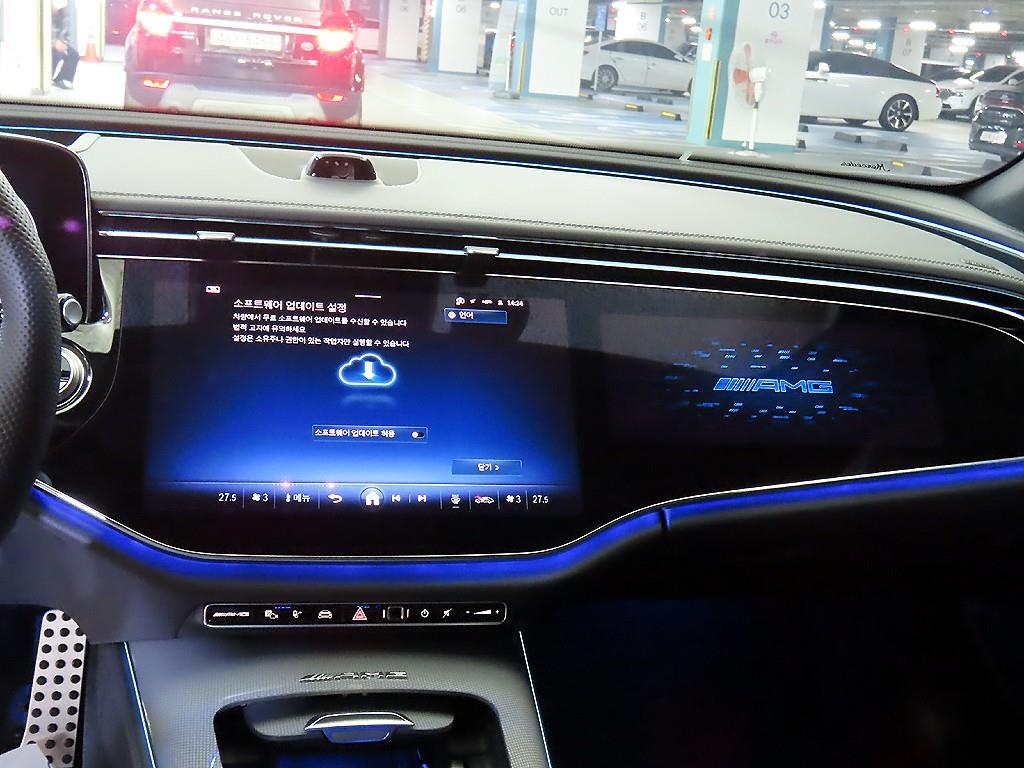 Mercedes Benz E class - Vista 11