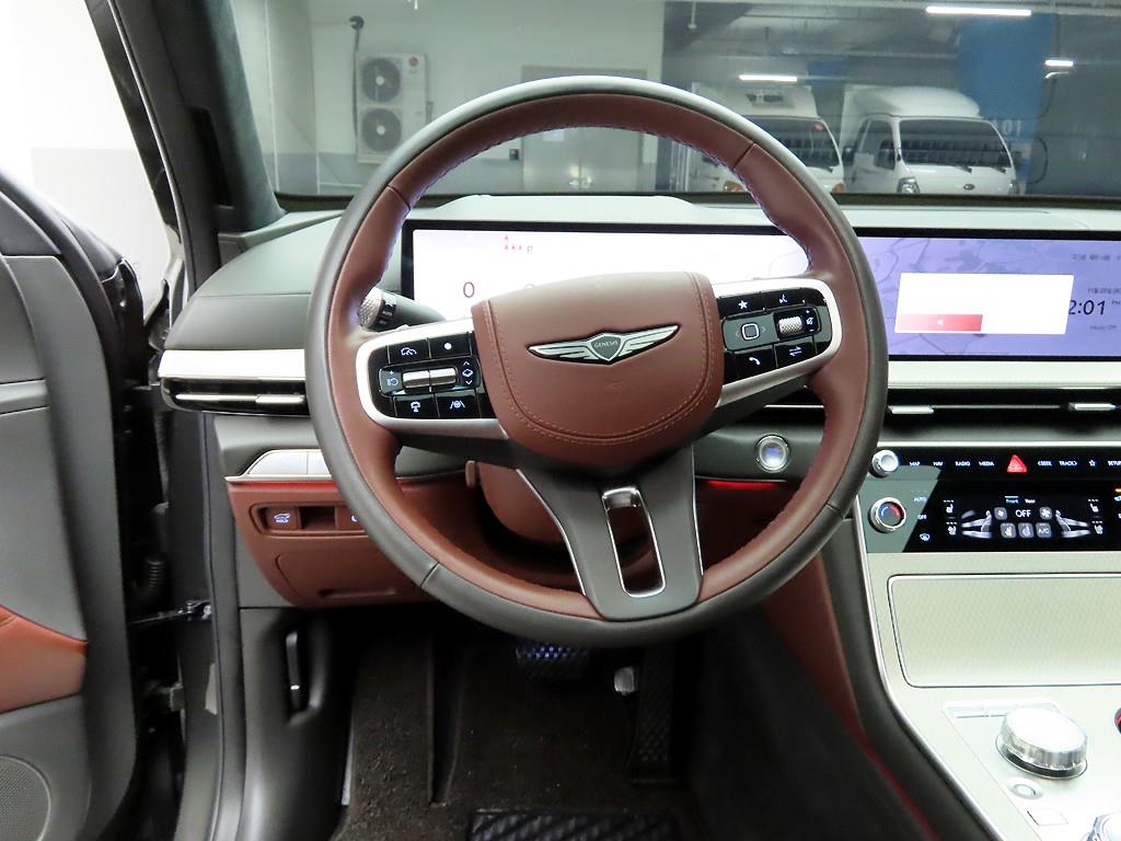 Genesis GV80 - Vista 7